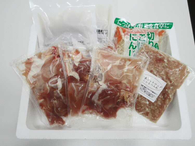 青森地鶏シャモロック鍋 食品 ギフト プレゼント 贈答 熨斗 のし 贈り物 記念日 お祝い 冠婚葬祭 内祝 御祝 無地 出産内祝 結婚内祝 御見舞 快気祝 御仏前 志 お供(代引不可)